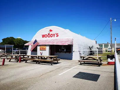 Woody's Bar & Grill